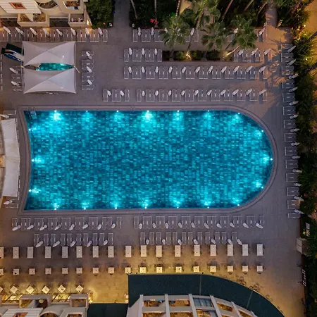 אתר נופש Star Park 5*