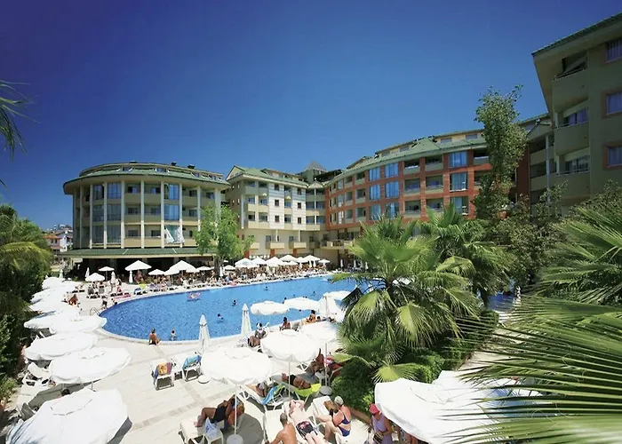 Üdülőközpont Star Park 5*